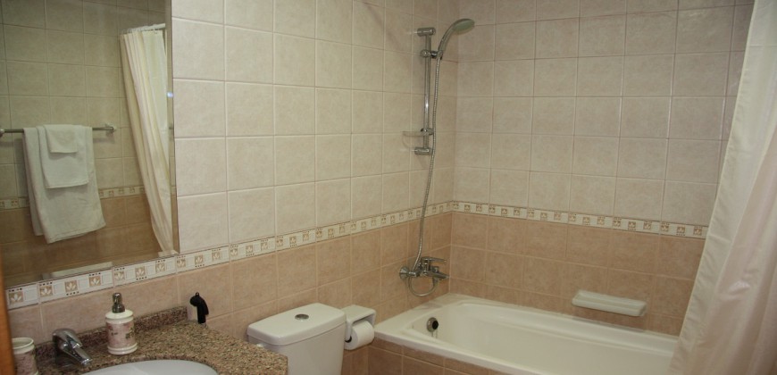 1 Bedroom / Unfurnished / 1 – 4 Cheques / 1 x Parking